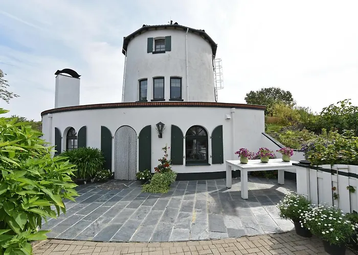 De Witte Molen Bed & Breakfast 4*